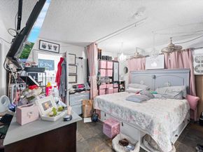 489 E 55th St E, Long Beach CA 90805