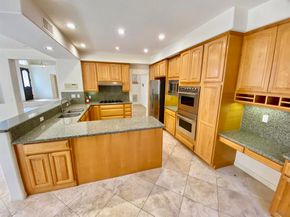 1326 Caminito Arriata, La Jolla CA 92037