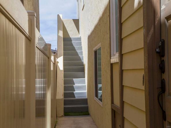 728 Jamaica Ct, San Diego CA 92109