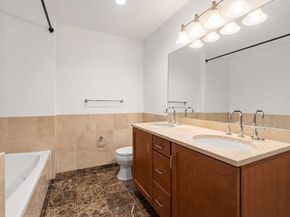 389 Washington St 7F, Jersey City NJ 07302