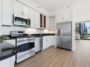 389 Washington St 7F, Jersey City NJ 07302