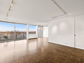 3 Horizon Rd G11, Fort Lee NJ 07024