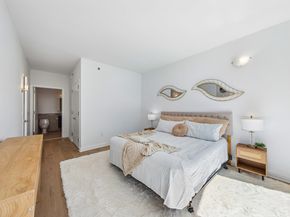 1 Shore Lane 911, Jersey City NJ 07310