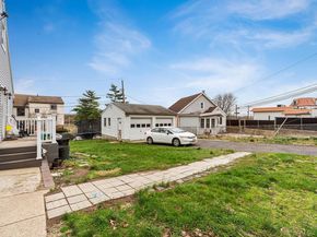 6 Mutillod Lane, Secaucus NJ 07094