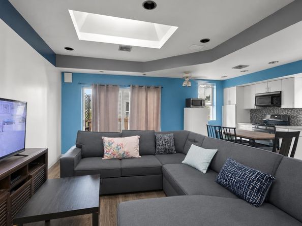 1405 43rd St, North Bergen NJ 07047