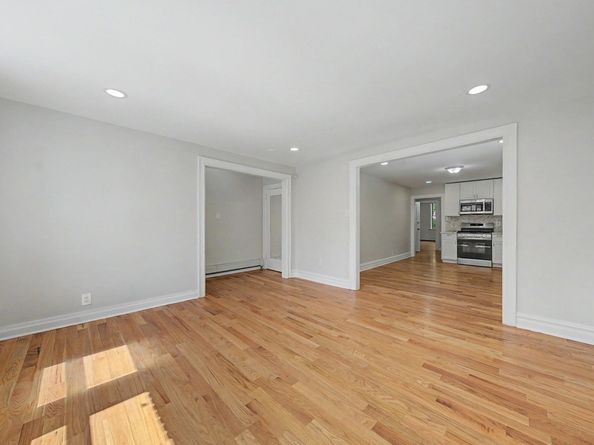 29 Crescent Ave, Jersey City NJ 07304