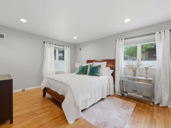 23 Overlook Ave, Cliffside Park NJ 07010
