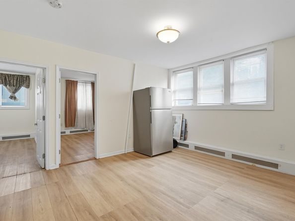 305 Cator Ave BSMT, Jersey City NJ 07305
