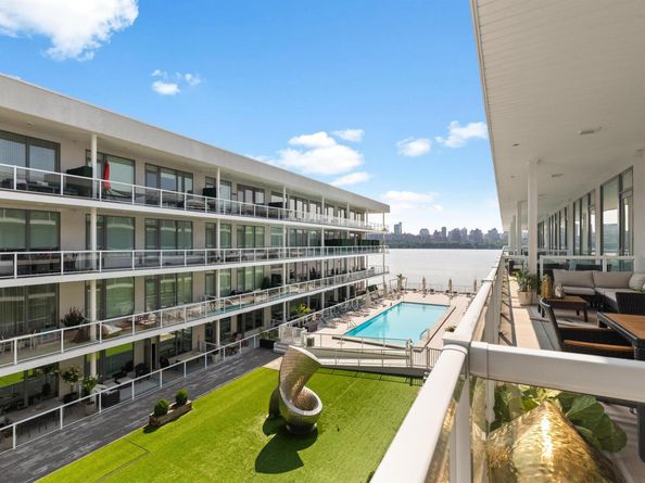 3 Somerset Lane 501, Edgewater NJ 07020