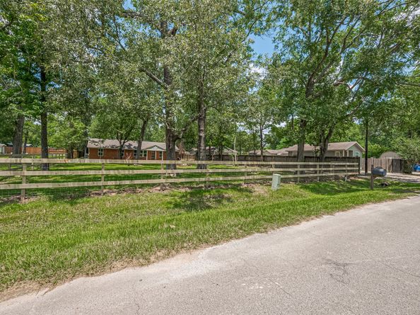 23227 Albert Drive, Porter TX 77365