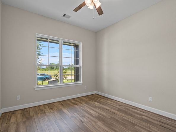 1214 Hidden Oaks Dr, Tomball TX 77375
