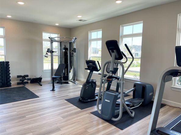 1206 Hidden Oaks Dr, Tomball TX 77375