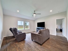 2619 Lost Holly Lane, Conroe TX 77301