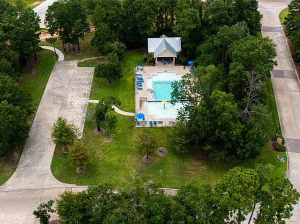 2619 Lost Holly Lane, Conroe TX 77301