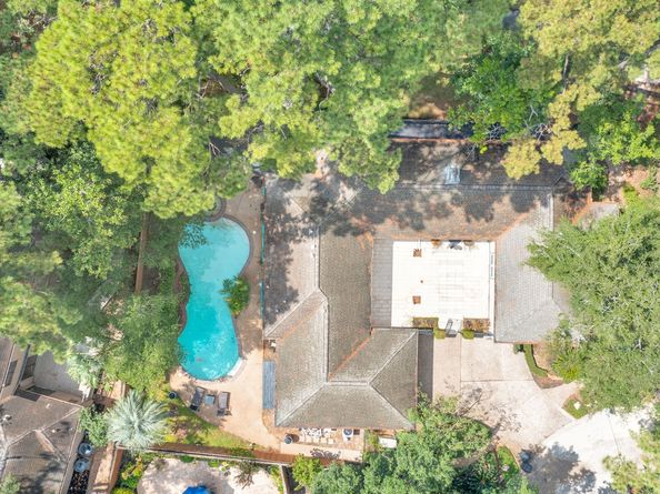 3102 Breezy Pines Court, Houston TX 77339