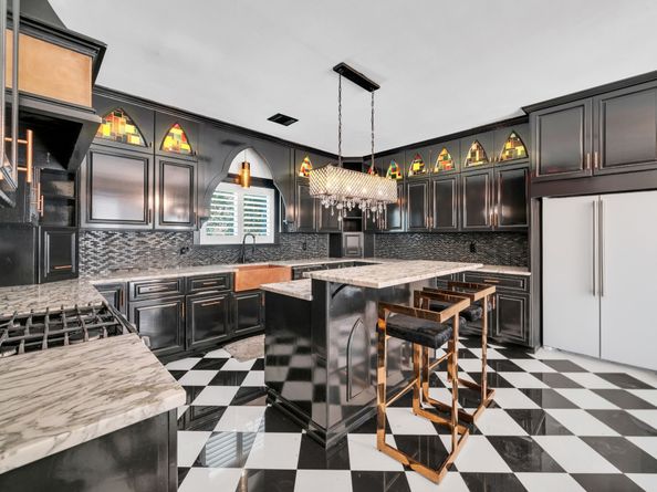 3102 Breezy Pines Court, Houston TX 77339