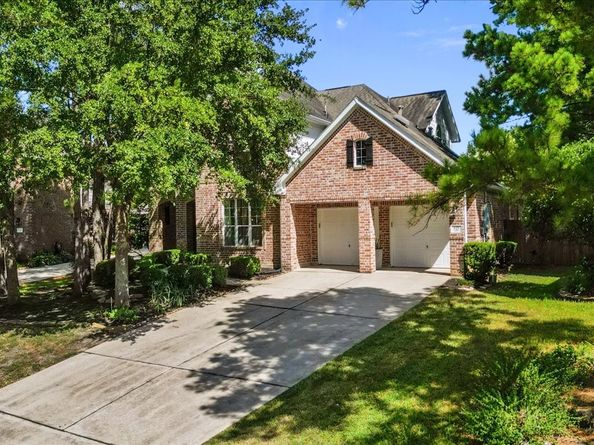 127 N Concord Valley Circle, The Woodlands TX 77382