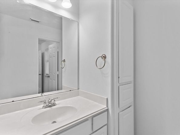127 N Concord Valley Circle, The Woodlands TX 77382