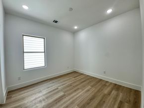 1506 Griffin Street, Houston TX 77009