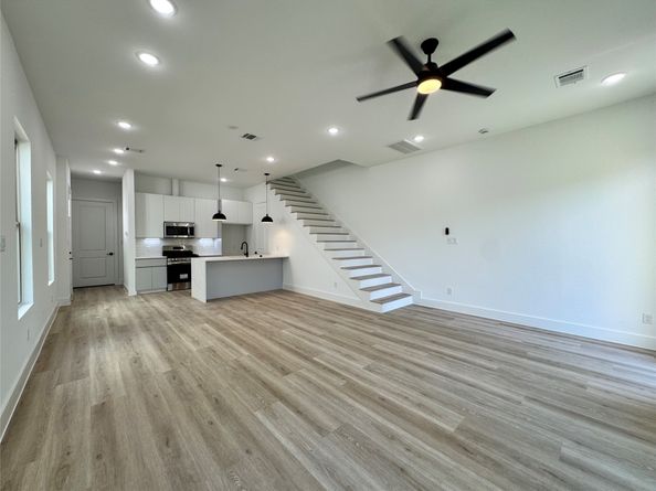 1506 Griffin Street, Houston TX 77009