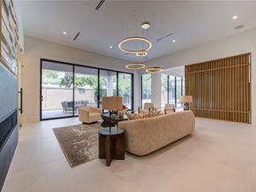 2006 Suffolk Drive, Houston TX 77027