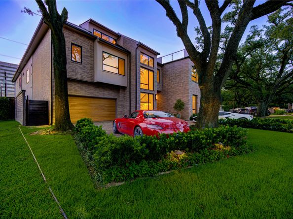 2006 Suffolk Drive, Houston TX 77027