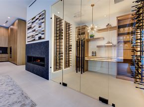 2006 Suffolk Drive, Houston TX 77027