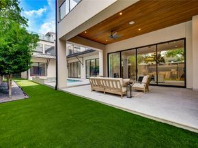 2006 Suffolk Drive, Houston TX 77027