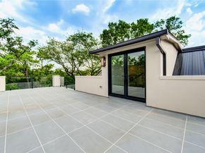 2006 Suffolk Drive, Houston TX 77027