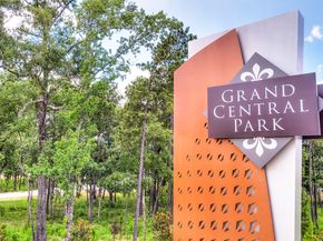 1016 Shoal Creek Trail, Conroe TX 77304