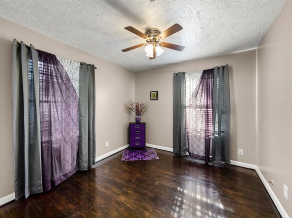 7252 Parker Road, Houston TX 77016