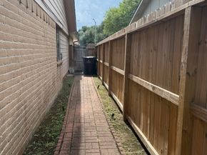 5510 Cairnleigh Drive, Houston TX 77084