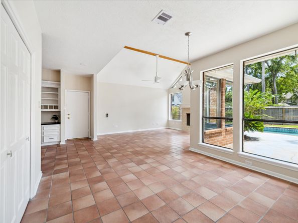 3206 Spring Manor Drive, Kingwood TX 77345