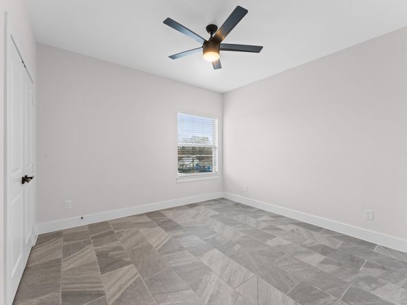 1906 Dismuke Street B, Houston TX 77023