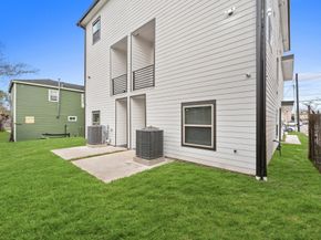 1906 Dismuke Street B, Houston TX 77023