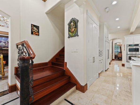 1119 River Glynn Drive, Houston TX 77063