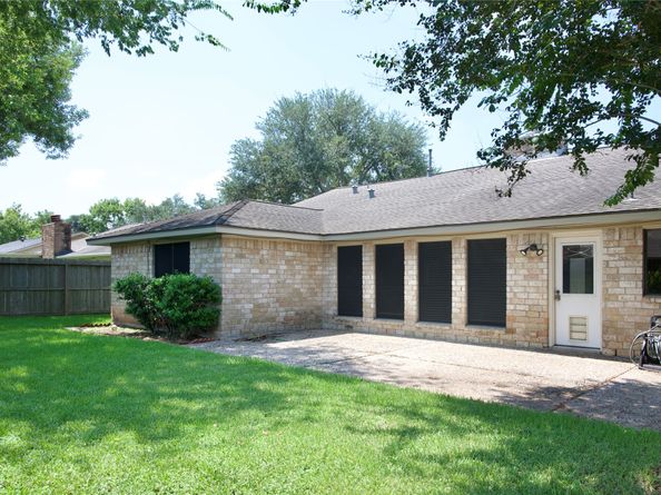 2543 Sage Brush Lane, Sugar Land TX 77479