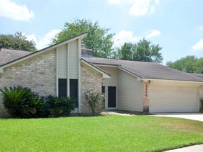 2543 Sage Brush Lane, Sugar Land TX 77479