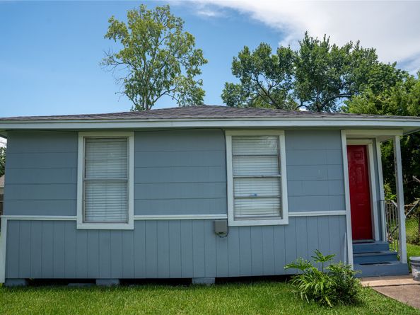 3923 Caplin Street, Houston TX 77026