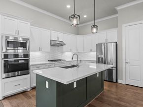 954 Fisher Street E, Houston TX 77018