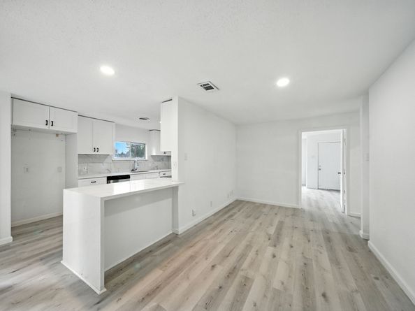 4843 Bricker Street, Houston TX 77033