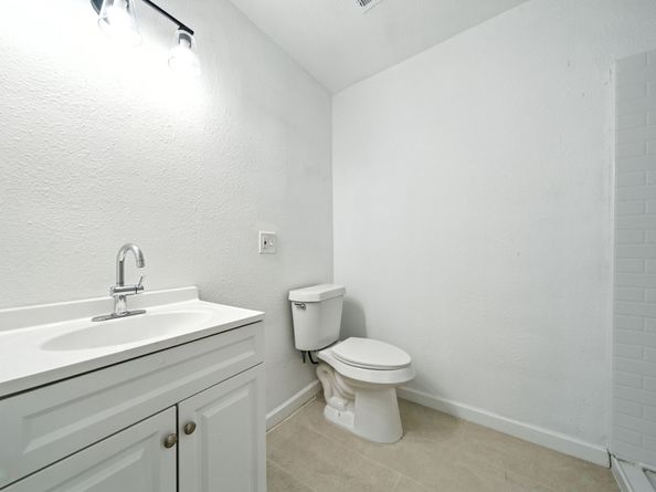 4843 Bricker Street, Houston TX 77033