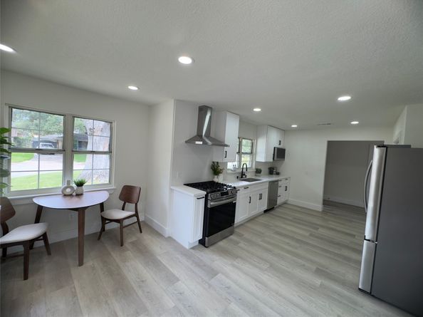 4627 Merwin Street, Houston TX 77027