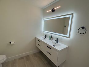 4627 Merwin Street, Houston TX 77027