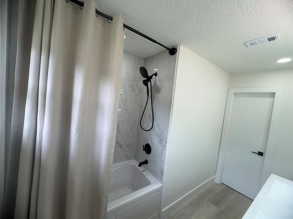 4627 Merwin Street, Houston TX 77027