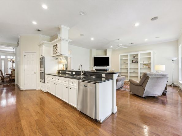 4509 Merrie Lane, Bellaire TX 77401