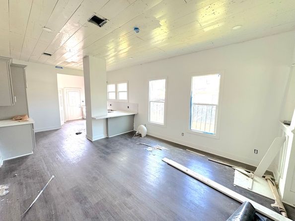 228 Sidney Street, Houston TX 77003