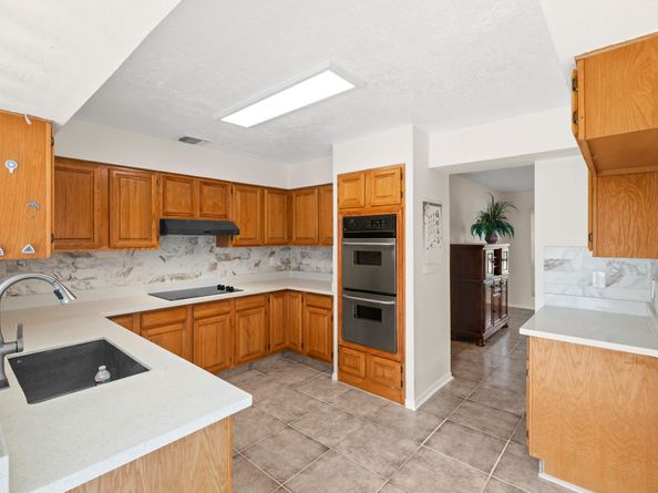 21739 Park Brook Drive, Katy TX 77450