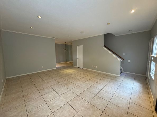 9800 Pagewood Lane 2802, Houston TX 77042