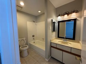 9800 Pagewood Lane 2802, Houston TX 77042